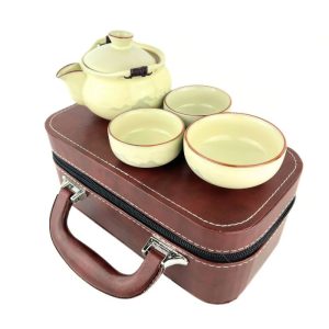 Дорожній набір для чайної церемонії «Гірський туман» у захисному кейсі