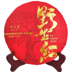 Червоний чай Є Шен Хун Ча "Дике дерево" 357 грам