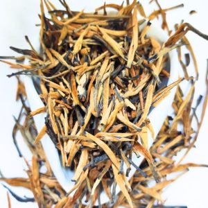 Альтернативний вигляд Дянь Хун Цзинь Чжень Ван (золоті королівські голки) 50 г.