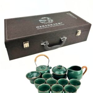 Подарунковий чайний комплект посуду